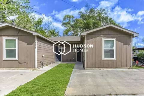 8837 Crestview Dr #B, Houston, TX 77078