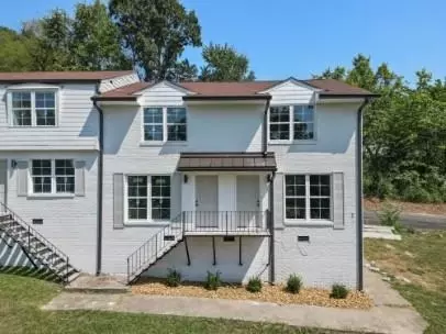 400 Gallery Ln Apt #E8, Hixson, TN 37343