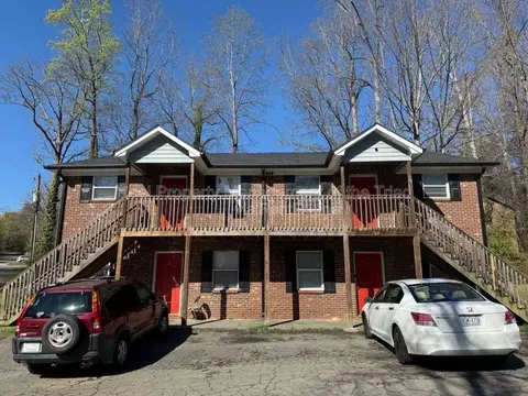 2406 Markwood Ln #D, Winston Salem, NC 27107