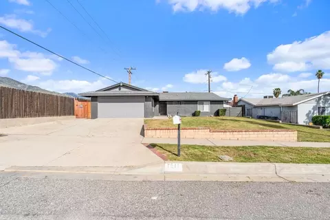 7511 Buckeye St, Highland, CA 92346