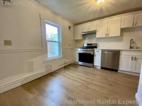 66 Elm St #2, Cambridge, MA 02139