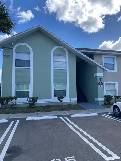 4252 Pershing Pointe Pl #4, Orlando, FL 32822