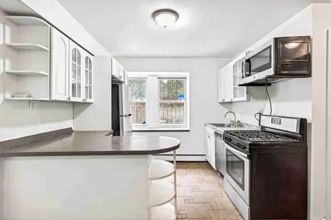 135 Van Wagenen Ave #G1, Jersey City, NJ 07306