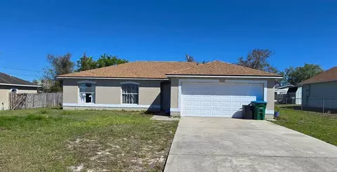 2970 Belkton St, Deltona, FL 32738