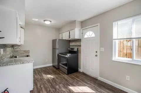 444 Garland St, Kalamazoo, MI 49001