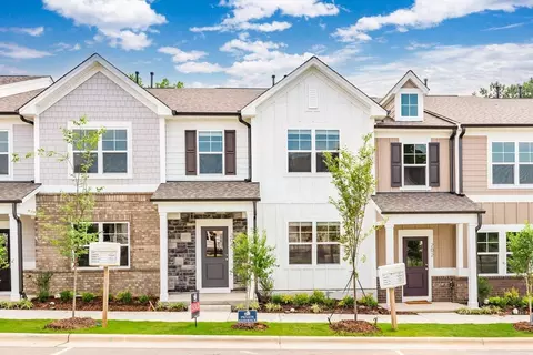 204 Parker Station Ave, Fuquay Varina, NC 27526