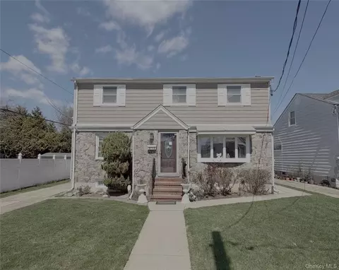 1773 Casper Ave, East Meadow, NY 11554