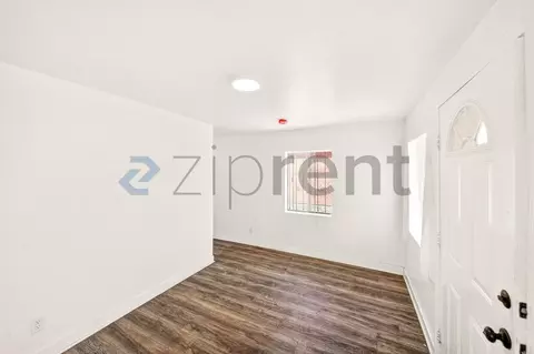 1737 E 108th St #1, Los Angeles, CA 90059