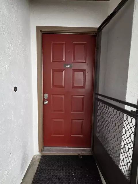 2201 Monroe St #301, Santa Clara, CA 95050