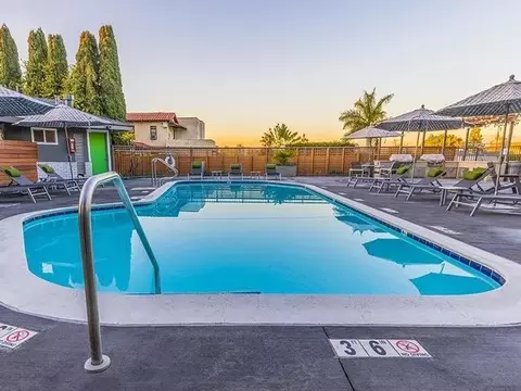 124 N Tustin Ave, Anaheim, CA 92807