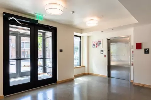 4750 15th Ave NE, Seattle, WA 98105