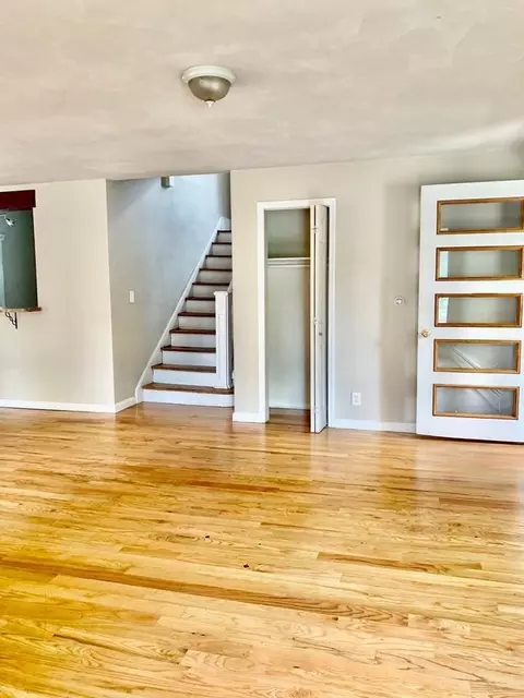 329 Salt Springs Rd, Syracuse, NY 13224