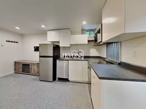9222 117th St SW, Lakewood, WA 98498