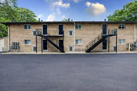 3300 College St #5, College Park, GA 30337
