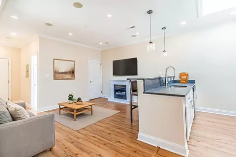 410 15th St NE #24, Washington, DC 20002