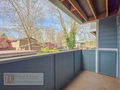 17150 SW Heritage Ct #128, Aloha, OR 97003