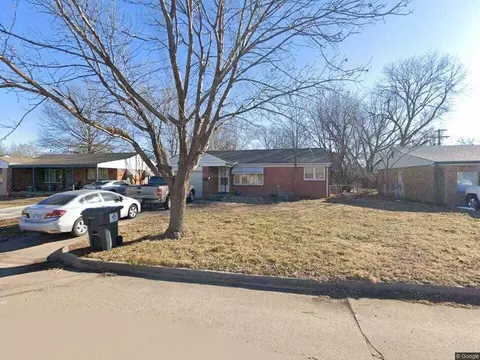 2828 Larkin South St, Wichita, KS 67216