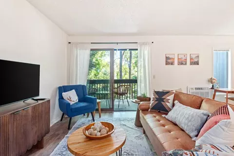 6630 SW Capitol Hwy #1471543P, Portland, OR 97219