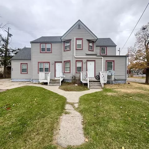 504 W Lapeer St #A, Lansing, MI 48933