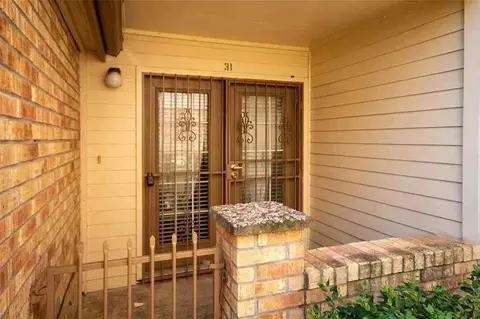 2425 Holly Hall St, Houston, TX 77054