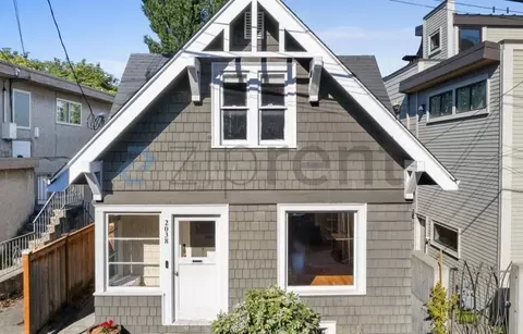 2038 8th Ave N, Seattle, WA 98109