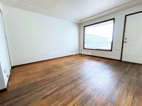 6718 NE Oregon St, Portland, OR 97213