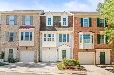 146 Washington St, Occoquan, VA 22125