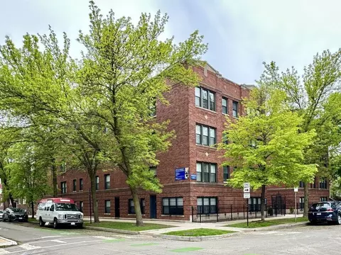 2205 W Eastwood Ave #1E, Chicago, IL 60625