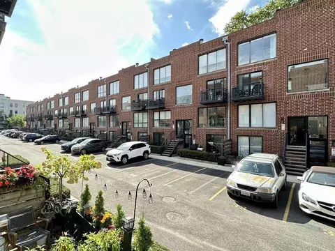 954 W Grace St #A101, Chicago, IL 60613
