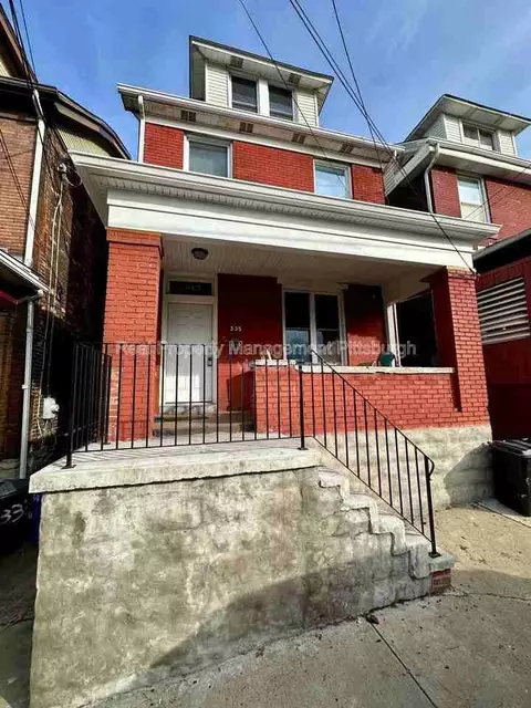 335 Lawn St, Pittsburgh, PA 15213