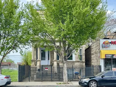 3336 W Chicago Ave #1F, Chicago, IL 60651