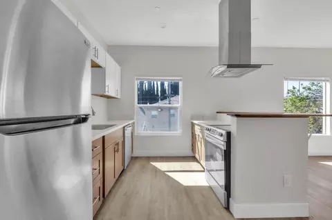 3000 T St #204, Sacramento, CA 95816