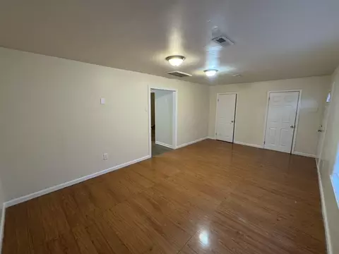 646 46th St #NA, Newport News, VA 23607