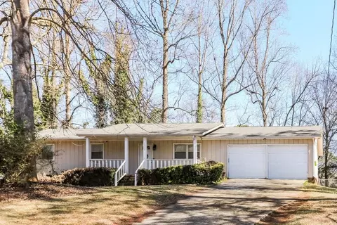 2959 Tiller Trl, Stone Mountain, GA 30087