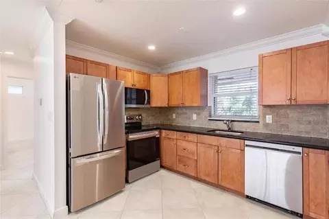 10693 N Military Trl #14, Palm Beach Gardens, FL 33410