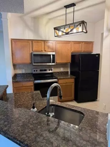 1101 Myrtlewood Cir E #101, Palm Beach Gardens, FL 33418