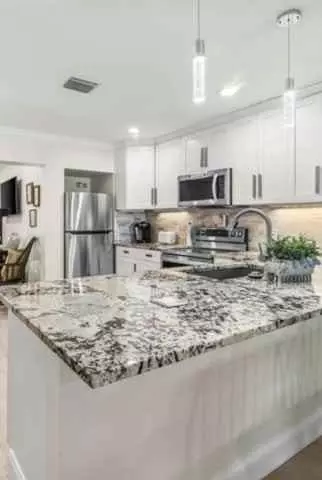 4538 Arthur St, Palm Beach Gardens, FL 33418