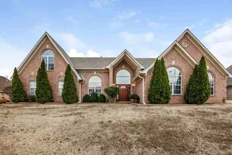 6658 Raner Cv, Arlington, TN 38002