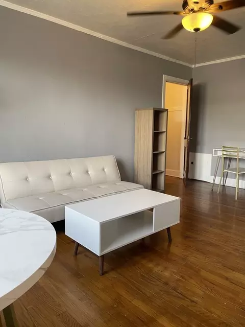 1760 N Pearl St #4, Denver, CO 80203