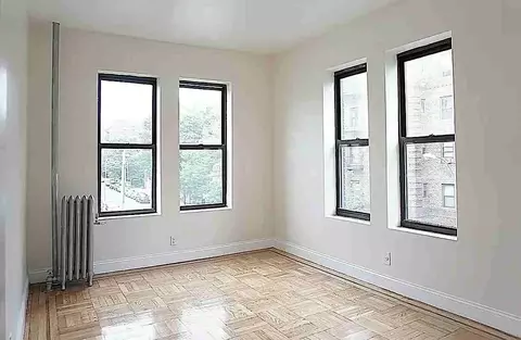 29-08 31st Ave #C5, Astoria, NY 11106