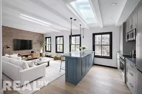 Undisclosed, New York, NY 10014