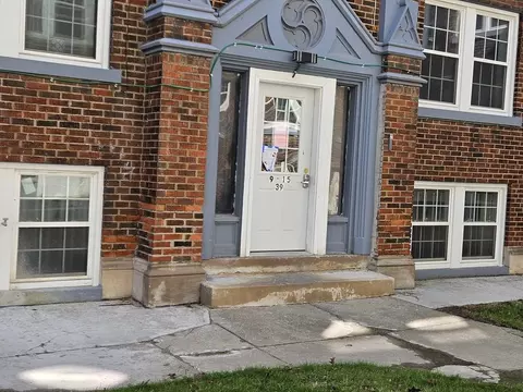 2654 N Moreland Blvd #39, Cleveland, OH 44120