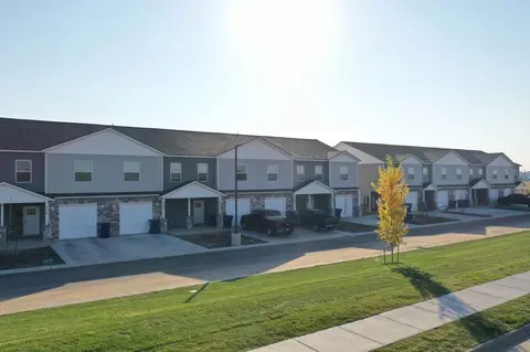 520 Sugar Beet Dr, Sugar City, ID 83448