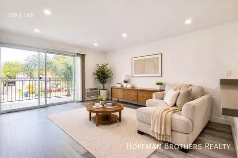 5700 W Olympic Blvd #223, Los Angeles, CA 90036