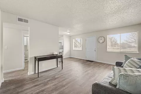 6551 E 31st St #17, Tulsa, OK 74145