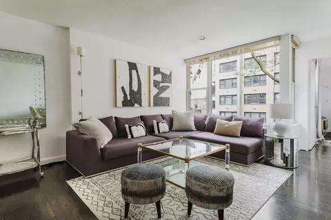 323 E 51st St, New York, NY 10022