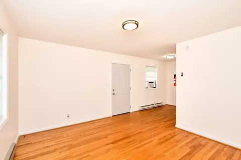 10 Jonquil Ln, Taylors, SC 29687
