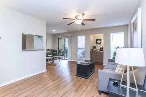 1044 Camino La Costa, Austin, TX 78752 photo 6