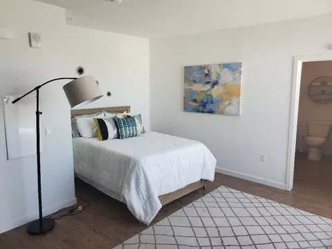 1836 Columbia St, San Diego, CA 92101