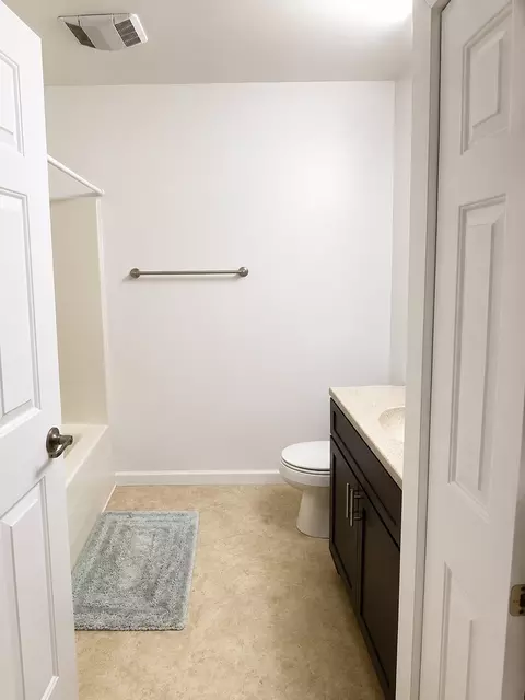 1117 Plymouth Dr, Champaign, IL 61821 photo 11